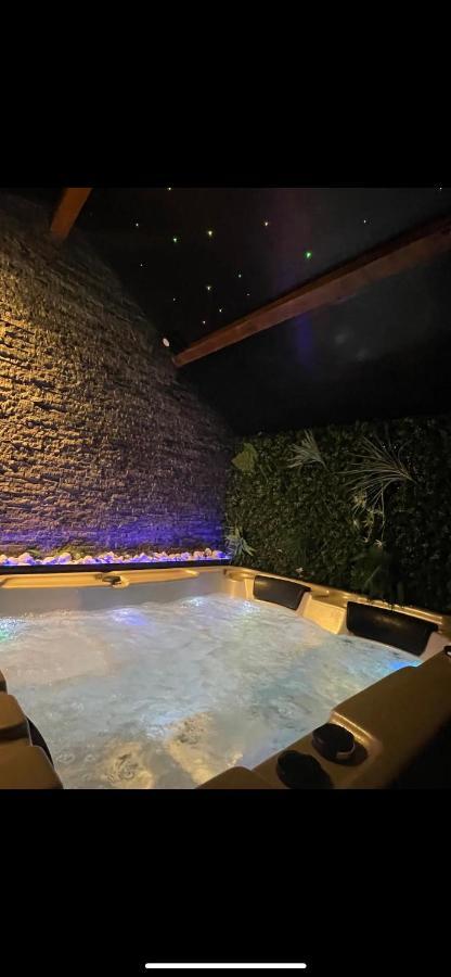 Spa&House91 Mennecy Экстерьер фото